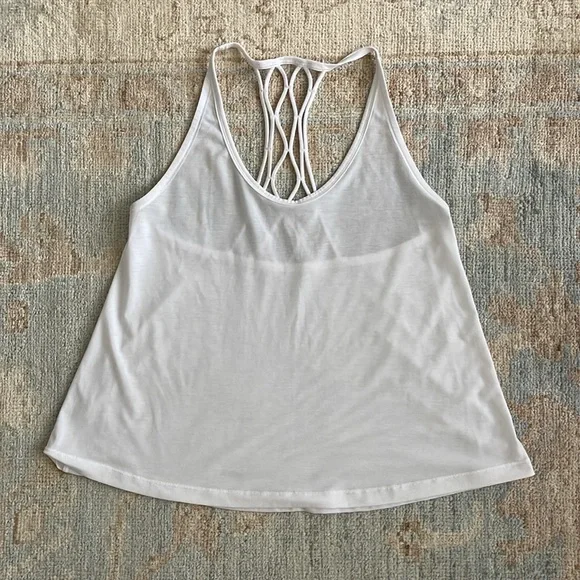 Lululemon Love Knot Tank Top - Picture 3 of 3